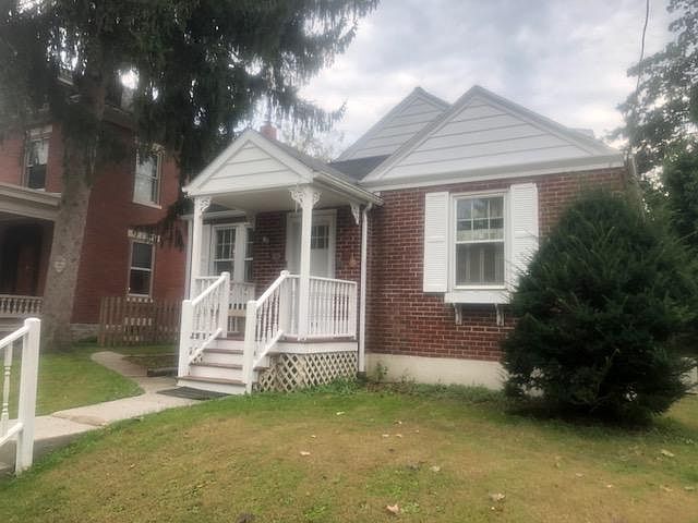 2nd image of 306 E Main St