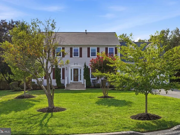6300 Galaxy Ct, Bowie, MD 20715