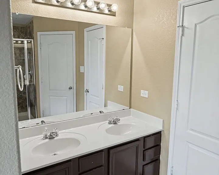 10917 Almond Crst — Photo 34