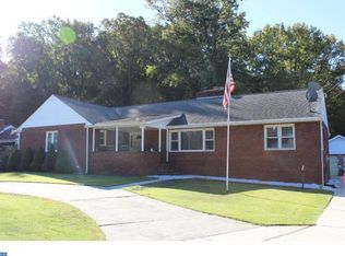 239 E Pittsfield St, Pennsville, NJ 08070