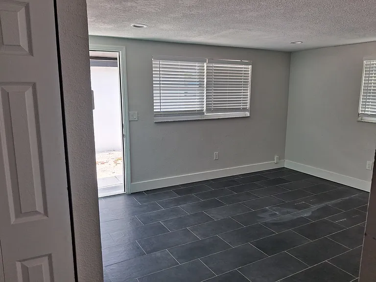 1359 Boylan Ave #B — Photo 2