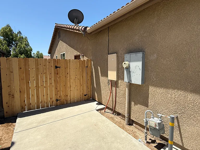 7435 E Fedora Ave — Photo 22