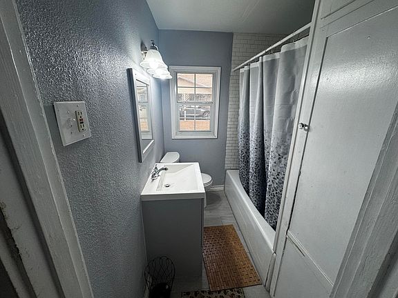 5th image of 1813 N 5th St