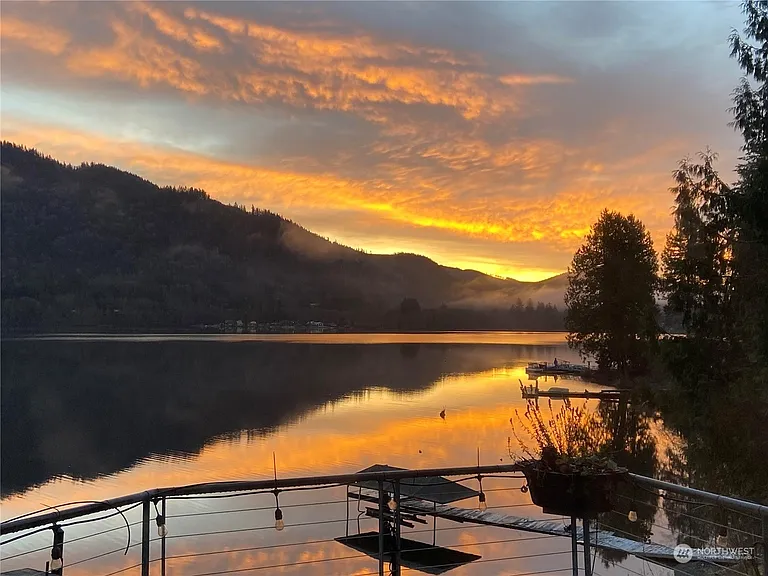 518 W Lake Samish Dr — Photo 10