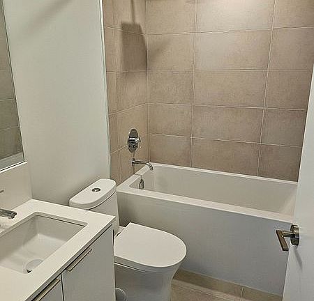4th image of 8 Wellesley St W #3311