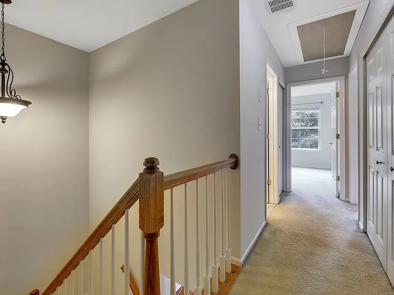 1015 Cumberland Ct — Photo 15