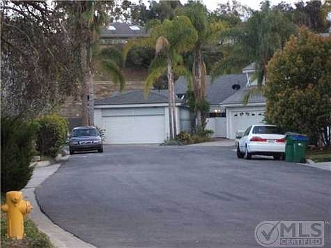 2nd image of 3313 Vivienda Cir