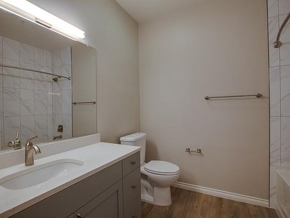3rd image of 5553 W 6th St APT 2201