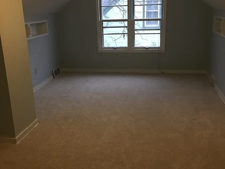 1607 Arlington Ave E — Photo 6