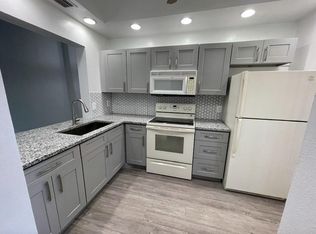 2339 SW 15th St APT 18, Deerfield Beach, FL 33442