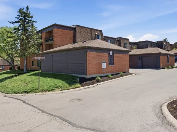 1600 Pine Tree Ln APT 27, West Carrollton, OH 45449