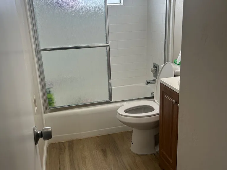 1233 Jeffrey St — Photo 3