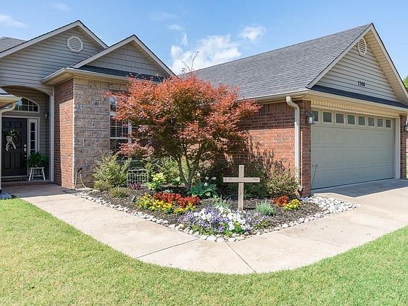 2nd image of 1506 Breckenridge Dr