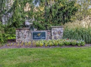 11 Artillery Park Rd, Bedminster, NJ 07921