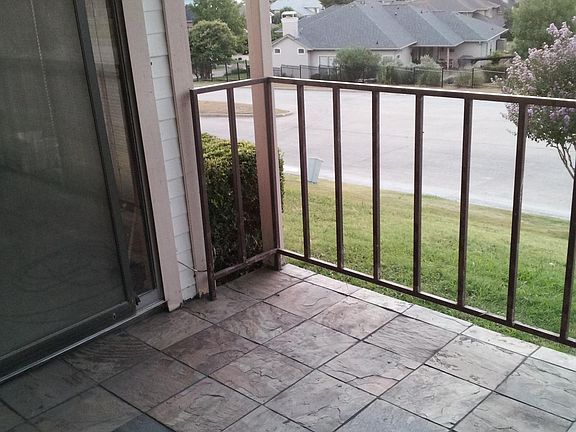 3rd image of 136 Henry M Chandler Dr