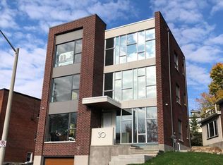 30 Chapleau Ave #1, Ottawa, ON K1M1E2