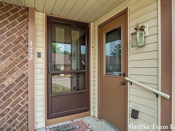 2nd image of 472 Cherry Ln