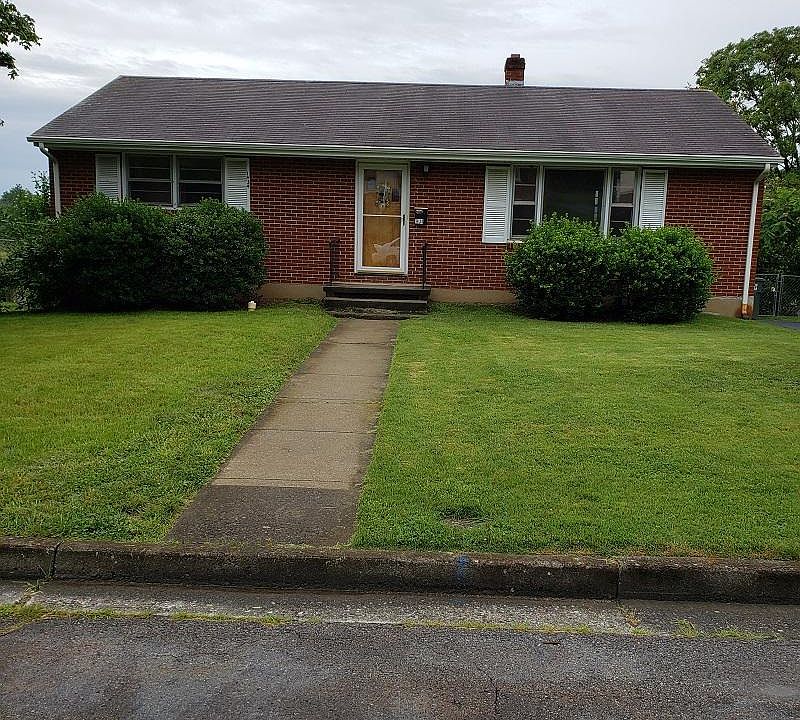 2nd image of 1434 Brushy Mountain Dr