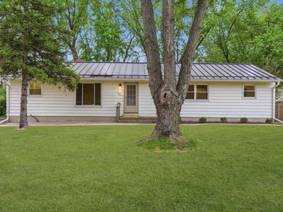 326 Prairie View Ct, Oregon, WI, 53575