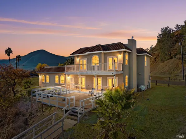 1115 Lakeshore Drive, Clearlake, CA 95424