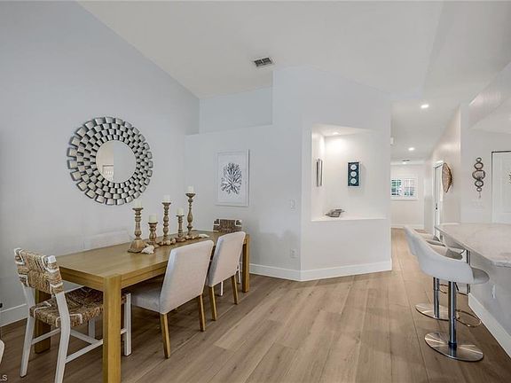 5th image of 2450 Old Groves Rd APT 201