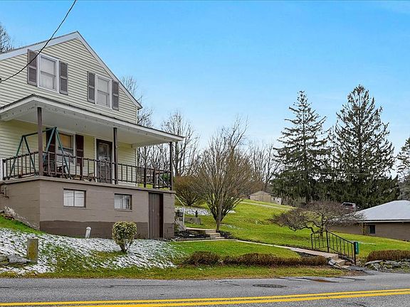 5th image of 370 Rexmont Rd