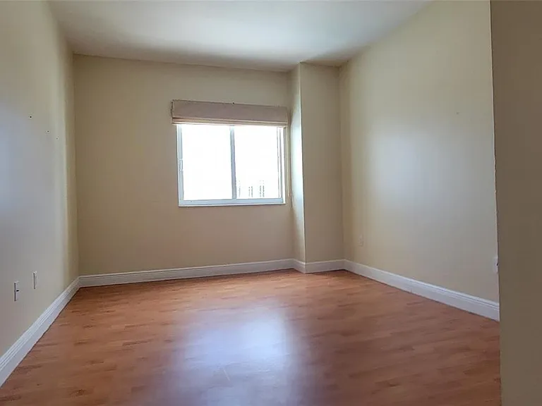 10 Aragon Ave #901 — Photo 9