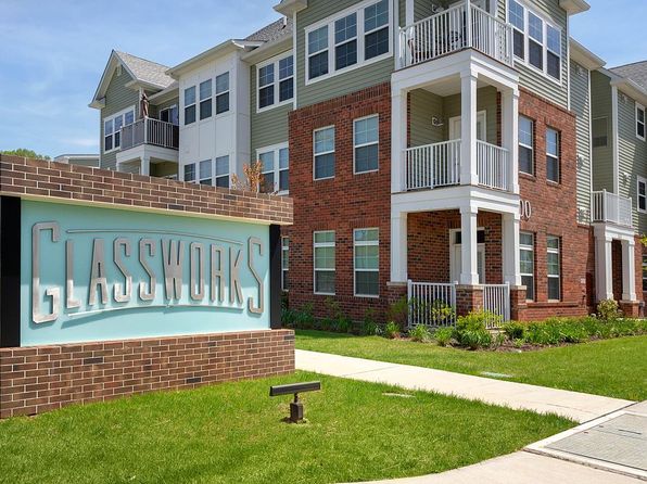 118 Glassworks Blvd #127