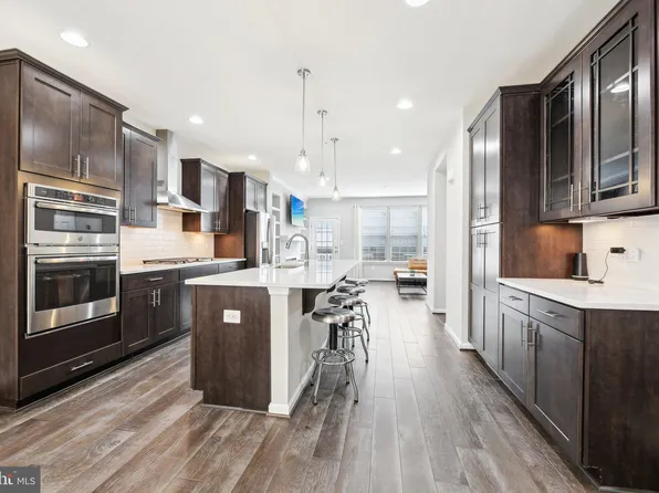 1211 Berry St, Baltimore, MD 21211