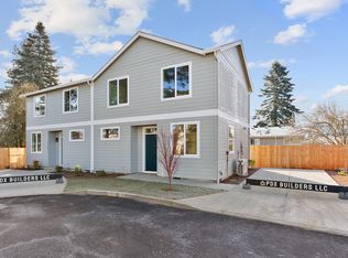 15878 SE Washington Ct, Portland, OR 97233