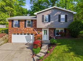 1029 Imperial Dr, Pittsburgh, PA 15236