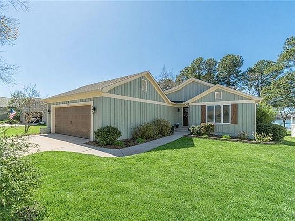 4th image of 3614 N River Rd