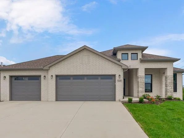 16683 S Allman Rd, Olathe, KS 66062