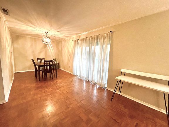 5th image of 3636 Taliluna Ave APT 127