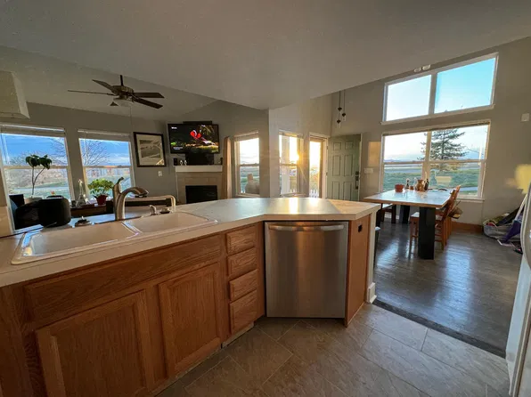 (undisclosed Address), Loveland, CO 80538