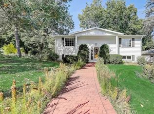 446 Mineau Pkwy, Madison, WI 53711