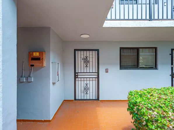1340 W 41st St APT 101, Hialeah, FL 33012