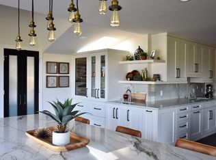 7560 Tumbledown Trl, Verona, WI 53593