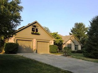 3953 Woodmore Dr, Greenwood, IN 46142