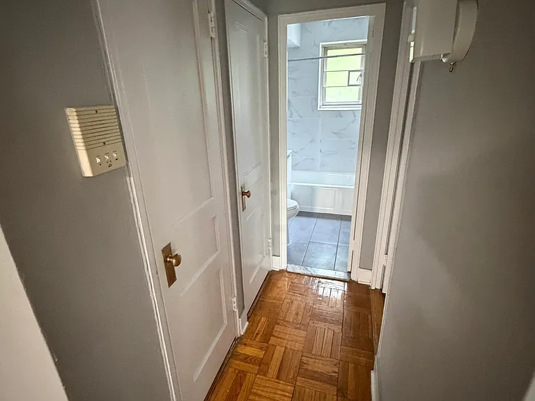 192-10B 69th Ave #2 — Photo 7