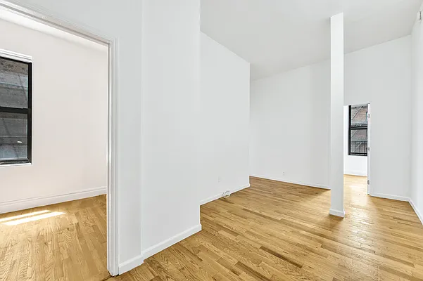 Rented by Aryeh Realty | media 17