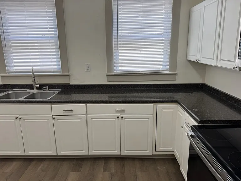 419 Carolina Ave — Photo 7