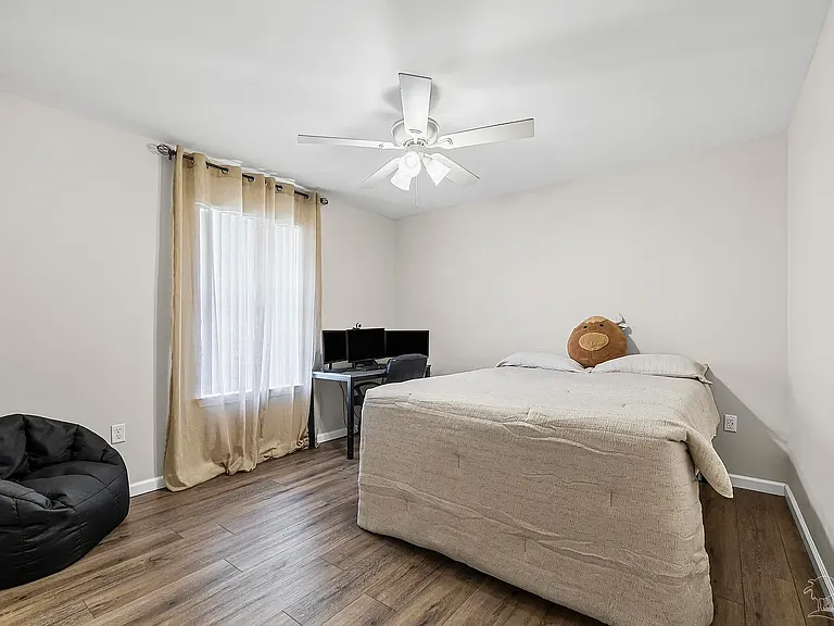 3747 Boardwalk Ct — Photo 35
