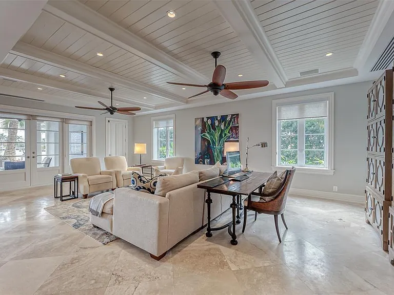 1313 E Lake Dr — Photo 29