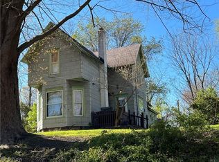 487 Mill Rd, Conneaut, OH 44030