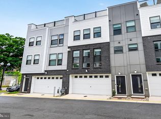 1013 S Taylor Ct, Arlington, VA 22204