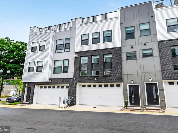 1013 S Taylor Ct, Arlington, VA 22204