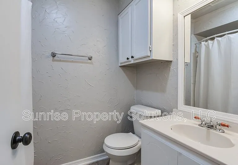 6708 N Meridian Ave #J — Photo 11
