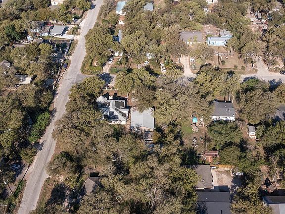3rd image of 151 High Ridge Dr