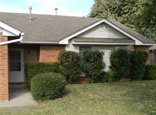 900 Bronze Medal Rd, Moore, OK 73160